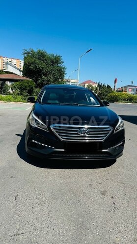 Hyundai Sonata-1