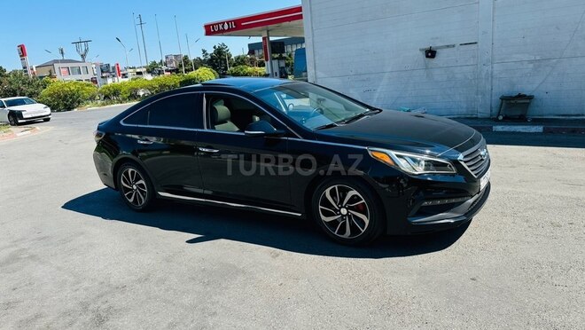 Hyundai Sonata-4
