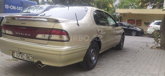 Nissan Maxima-11