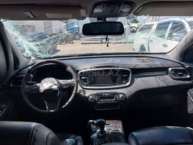 Kia Sorento-11