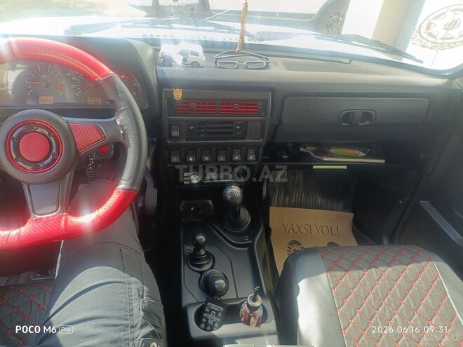 LADA (VAZ) Niva-9
