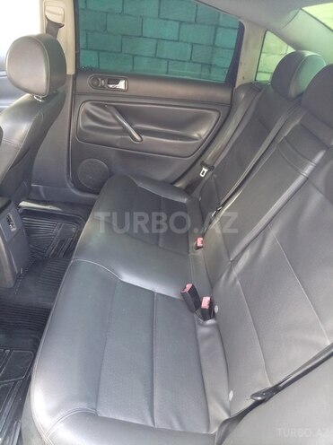 Volkswagen Passat-7