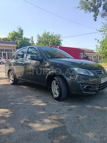 Saipa Saina-12