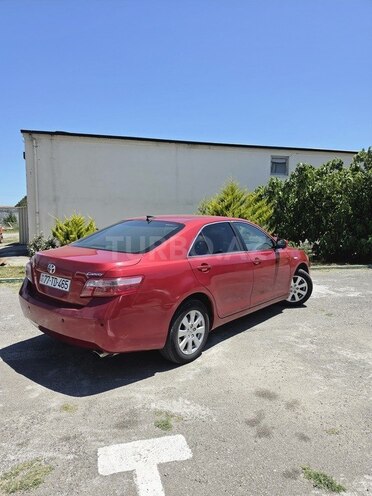 Toyota Camry-5