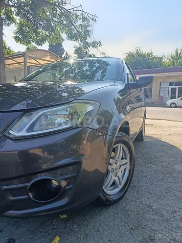 Saipa Saina-4