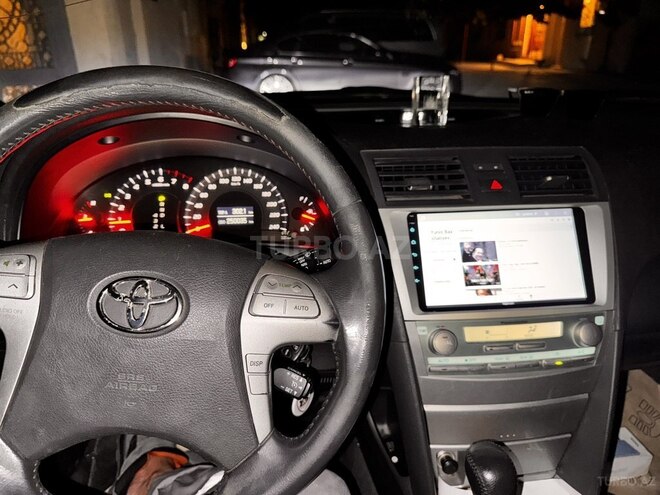Toyota Camry-3