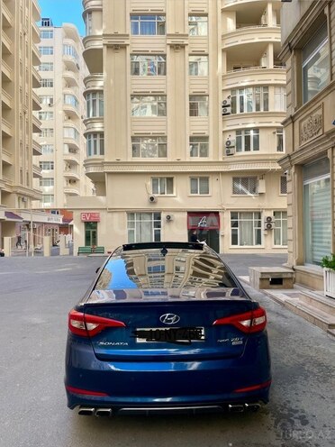 Hyundai Sonata-2