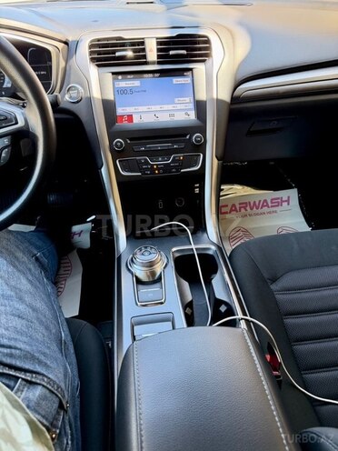 Ford Fusion (North America)-8