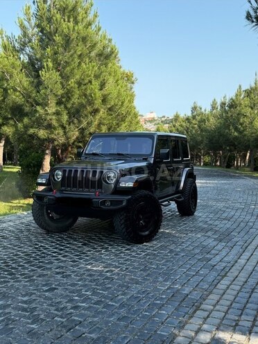 Jeep Wrangler-1