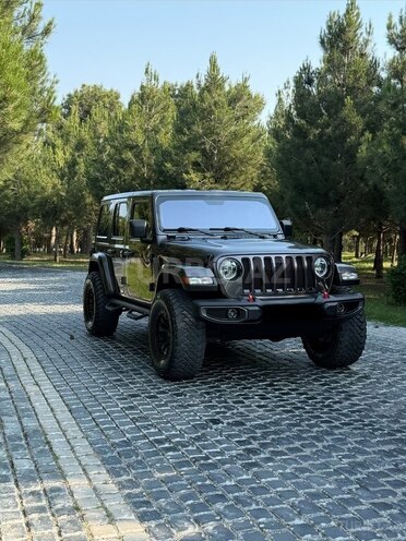 Jeep Wrangler-3
