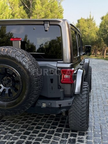 Jeep Wrangler-15