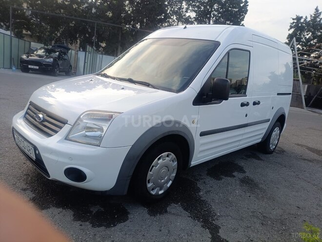 Ford Tourneo Connect-9