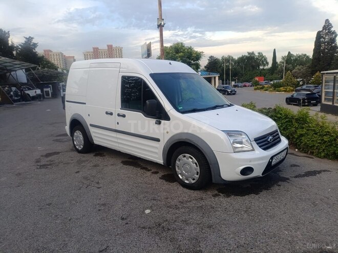 Ford Tourneo Connect-13