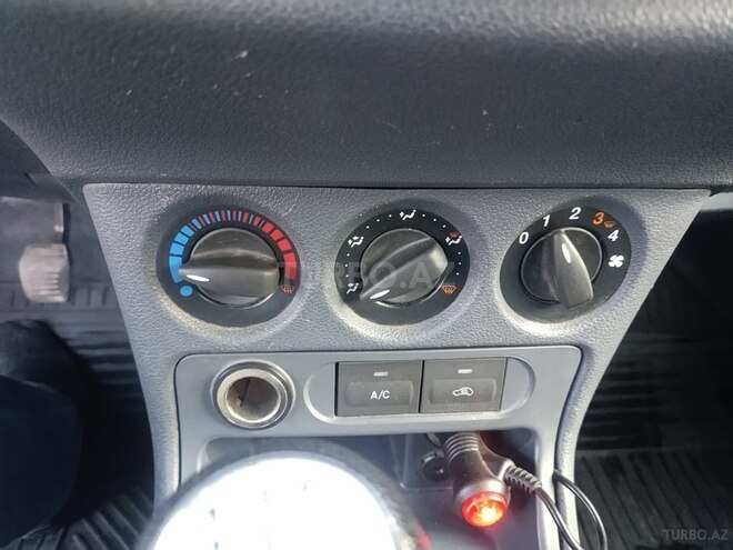 Ford Tourneo Connect-4
