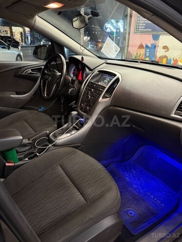 Opel Astra-8