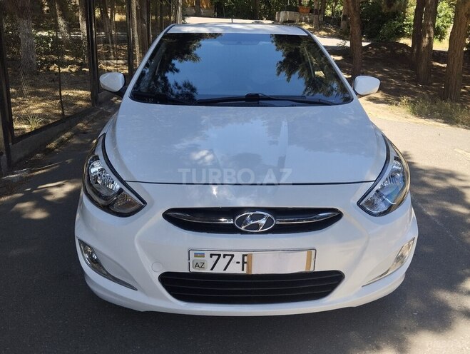 Hyundai Accent-1
