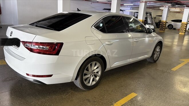 Skoda Superb-3