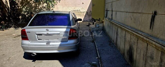 Opel Astra-3