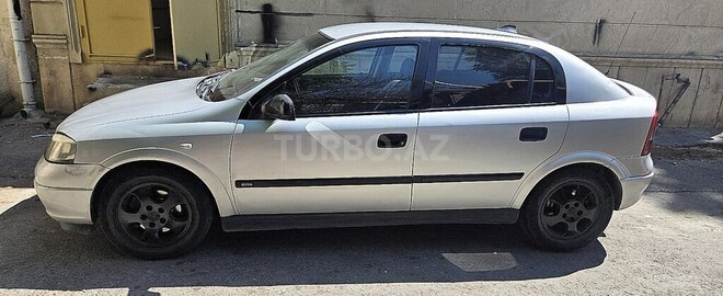 Opel Astra-7