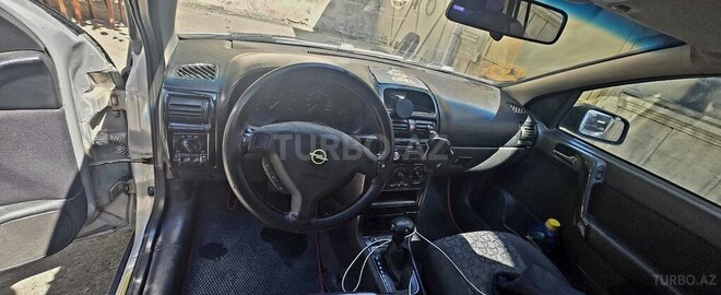 Opel Astra-8