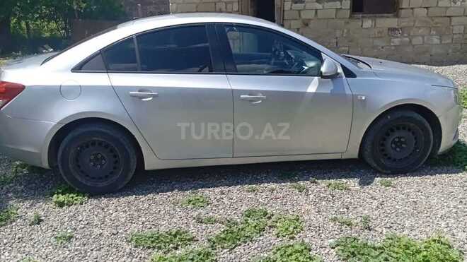 Chevrolet Cruze-2