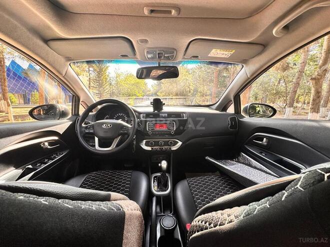 Kia Rio-15