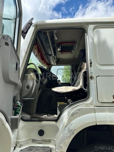 HOWO Sinotruk-4