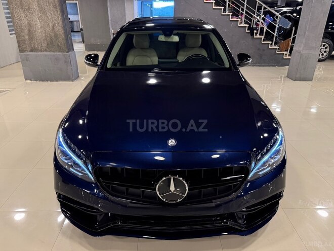 Mercedes C 300 4MATIC-2