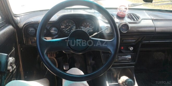 LADA (VAZ) 2106-6