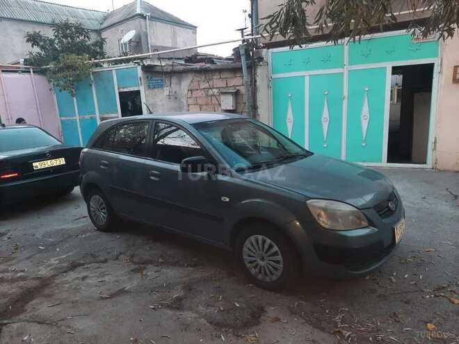 Kia Rio-4