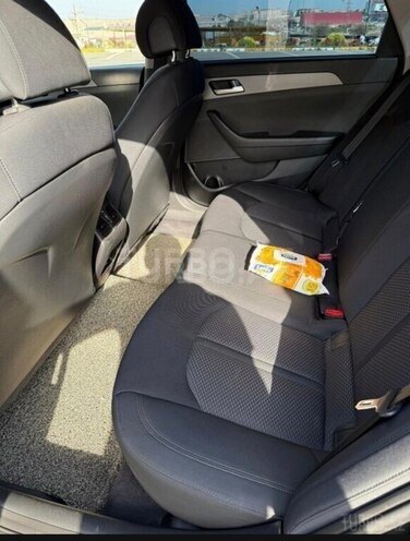 Hyundai Sonata-7