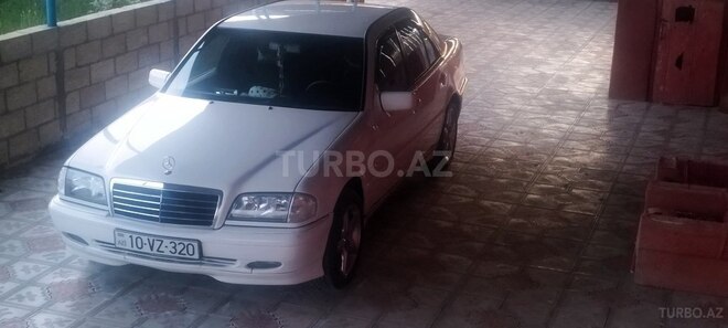 Mercedes C 200-4