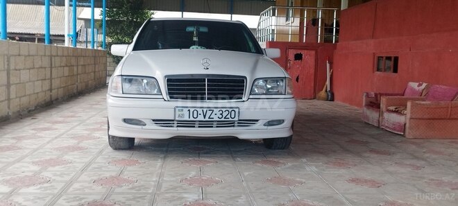Mercedes C 200-3
