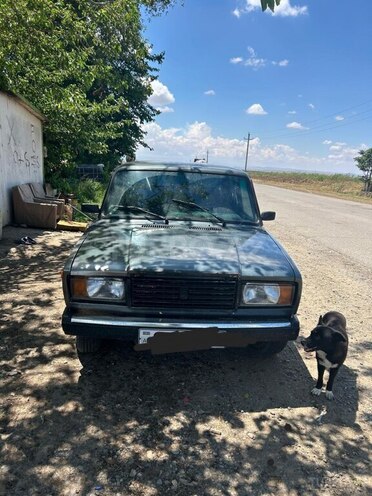 LADA (VAZ) 2107-1