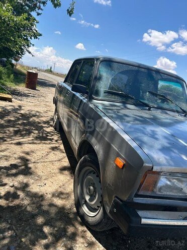 LADA (VAZ) 2107-4
