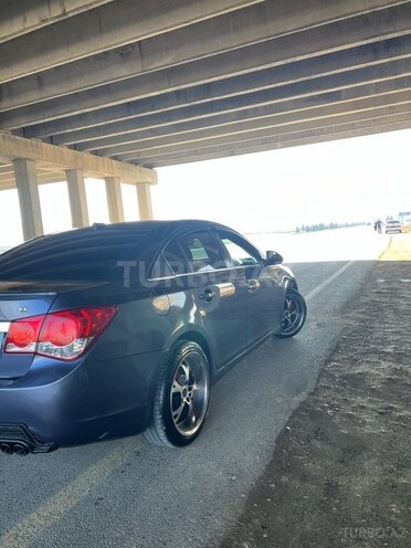 Chevrolet Cruze-5