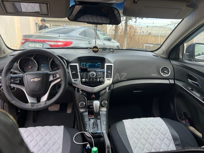 Chevrolet Cruze-2