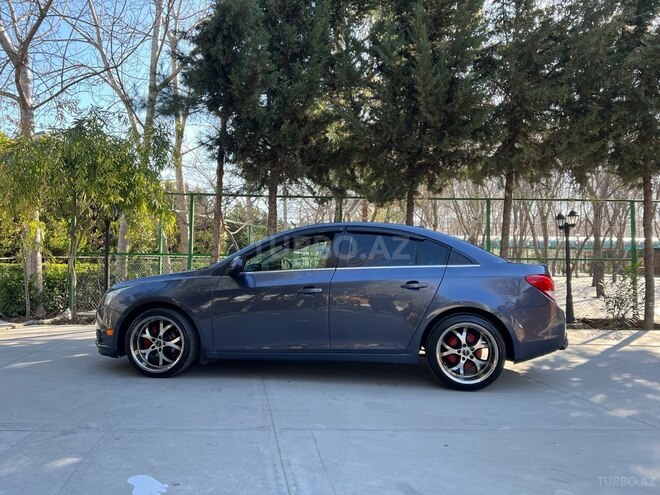 Chevrolet Cruze-9