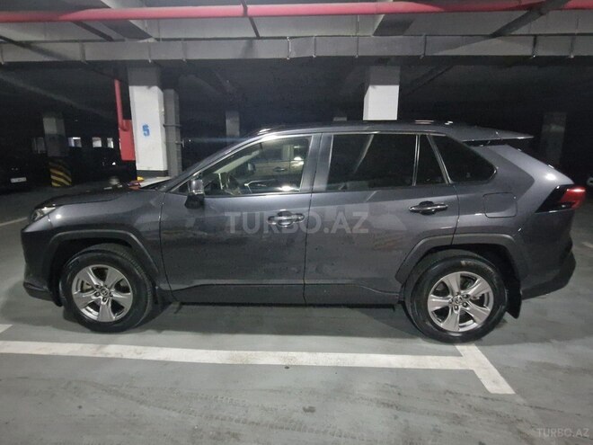 Toyota RAV4-3