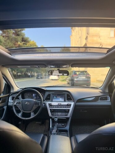 Hyundai Sonata-9