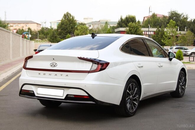 Hyundai Sonata-6