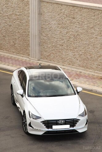 Hyundai Sonata-4