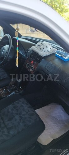 Mercedes C 200-8