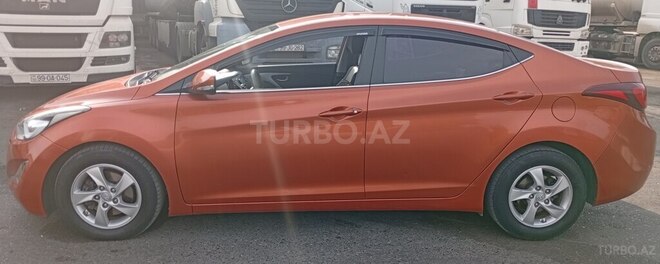 Hyundai Avante-2
