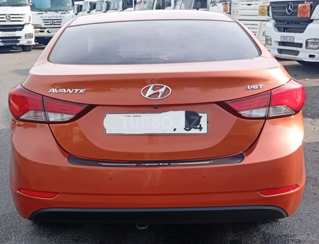 Hyundai Avante-3
