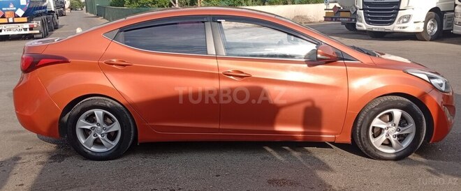 Hyundai Avante-4