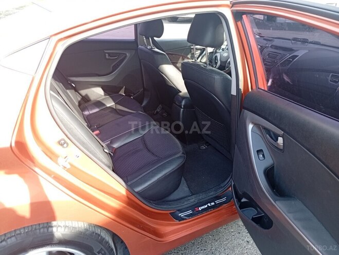 Hyundai Avante-7