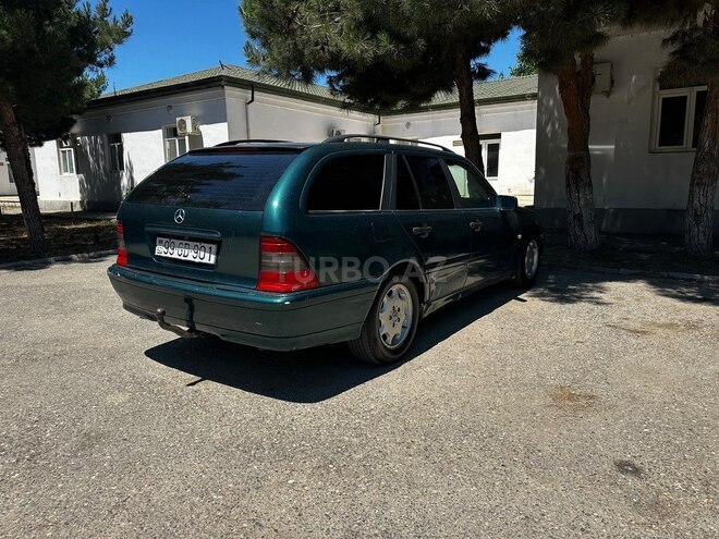 Mercedes C 180-3