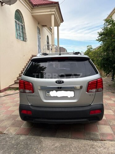 Kia Sorento-2