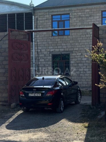 Hyundai Accent-6